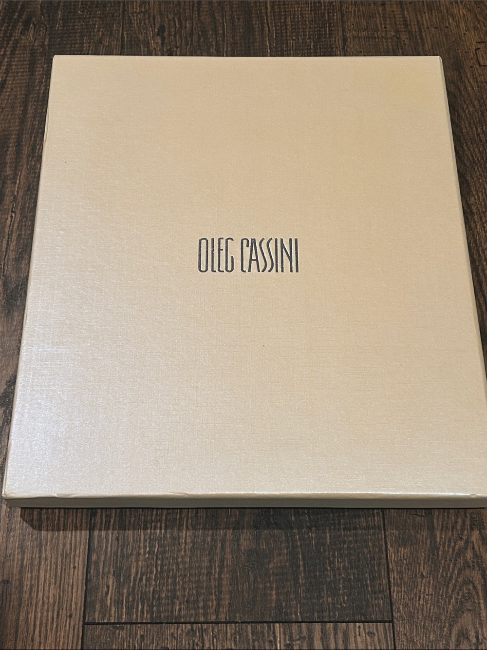 Oleg Cassini Crystal Diamond Picture Frame, 8x10 - Picture 4 of 4